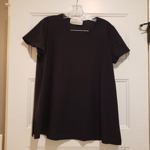 Motherhood maternity shirt, nice fabric!